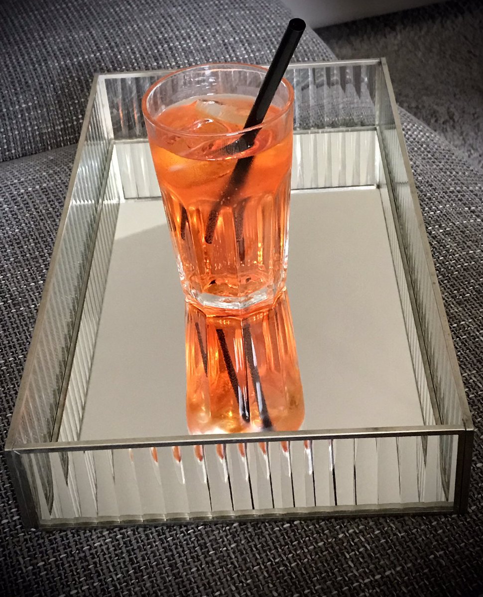 Gleich den ersten Shoppingtag für Schnickschnack genutzt 😇 #sexworkernextdoor #weiberkram #KlischeeErfüllt