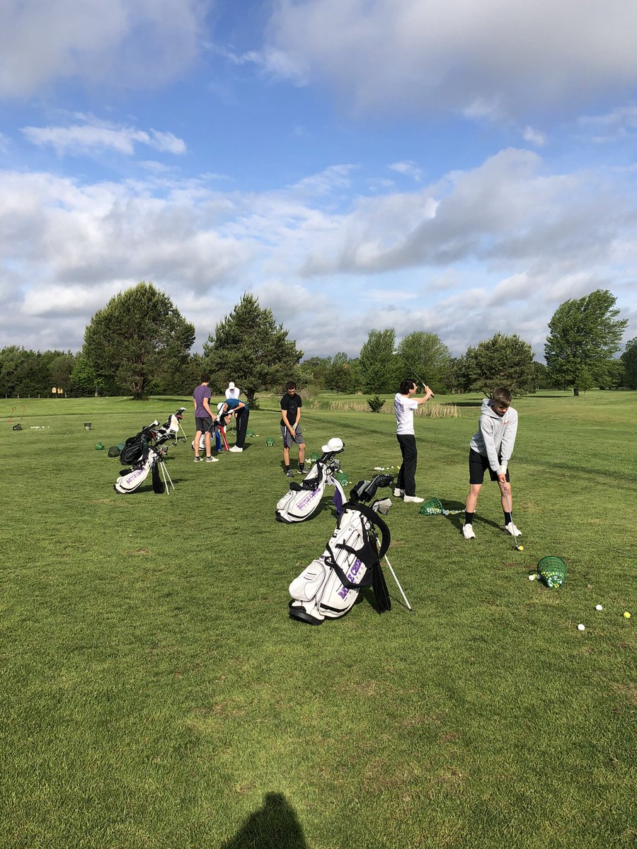 BCThompson_'s tweet image. What else would you rather be doing on a Saturday morning? These Men are getting better... Battle Creek Boys Golf.@BCBraves