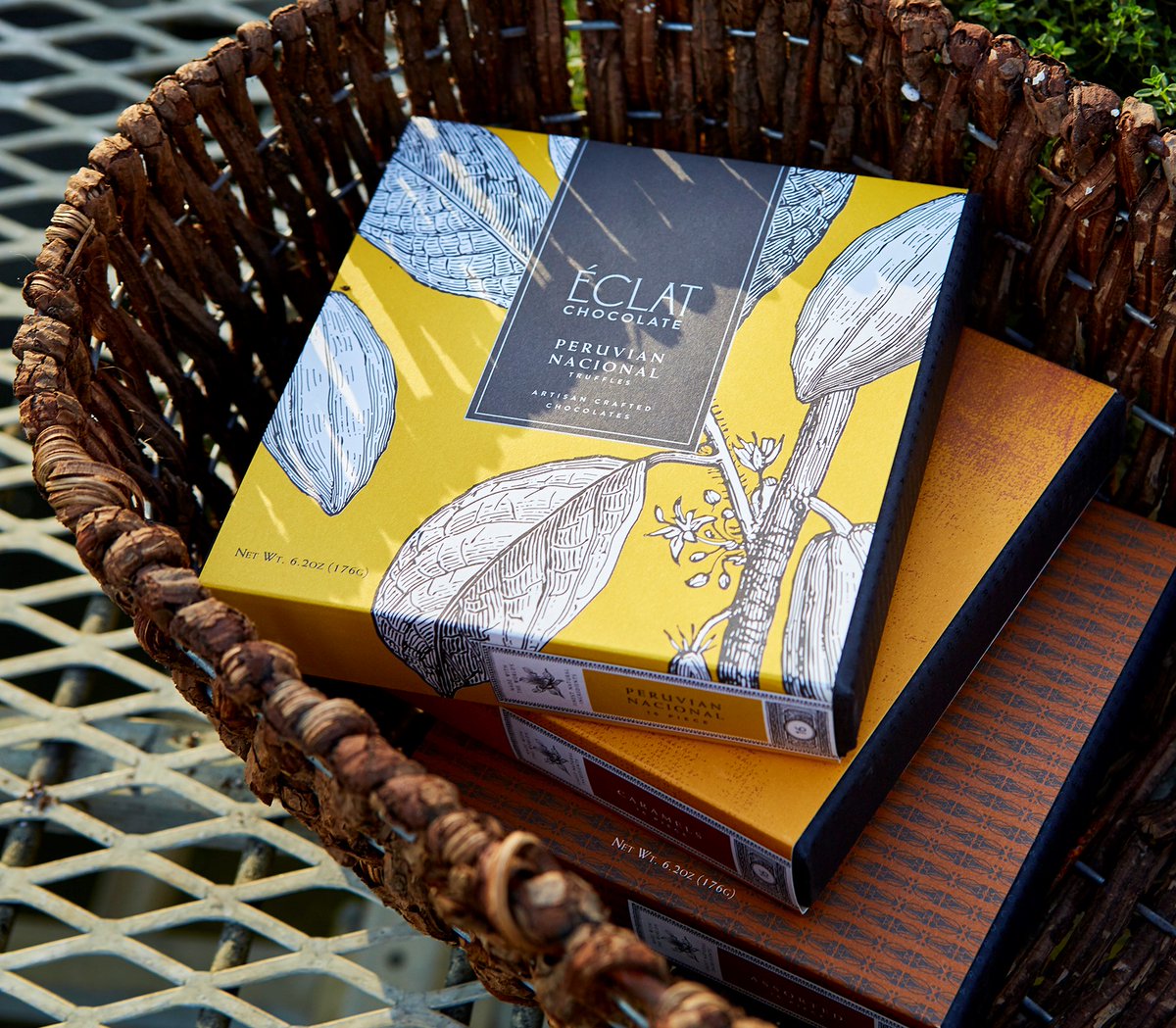 Eclat Chocolate tweet media