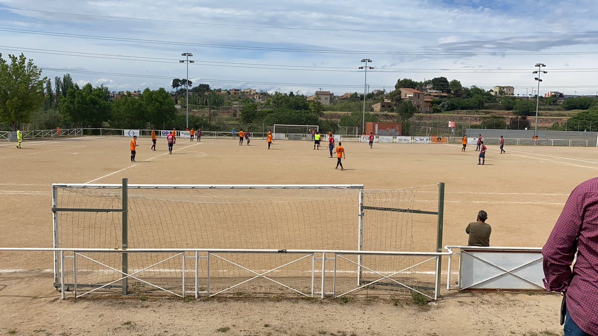 FontCapellans's tweet photo. Empieza el partido. Vamos vikingos! 🟠⚫️ https://t.co/p6SDBMAx0C