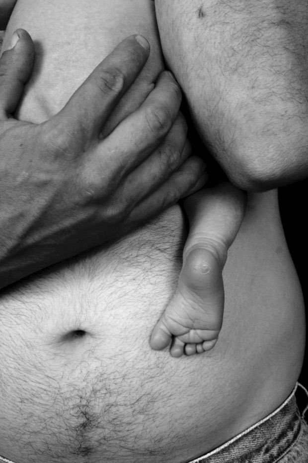 Put me in coach. 
Fathers doing skin to skin care after c-section achieves better and more stable heart rates than being held in arms or in a cot. pubmed.ncbi.nlm.nih.gov/33403688/
#neoEBM