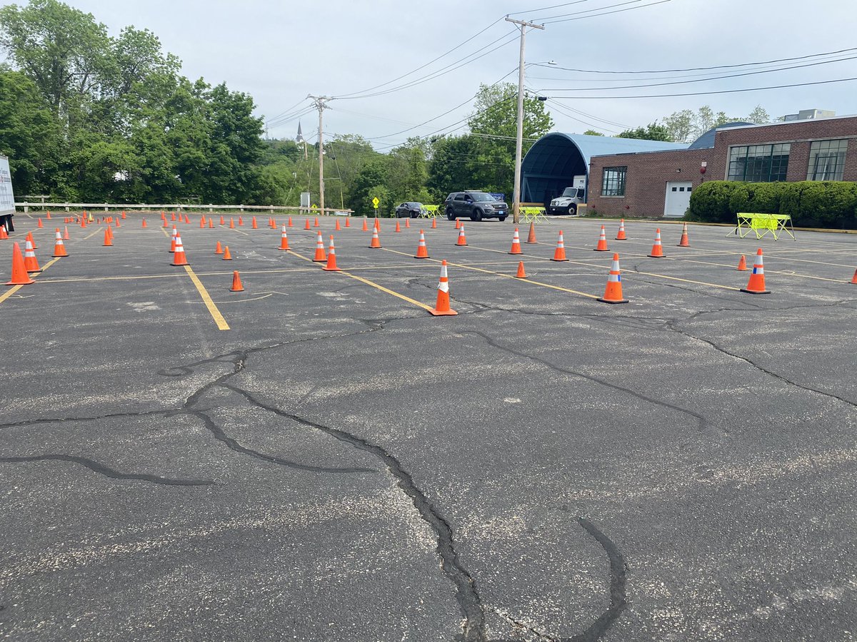 Come on down to Water St. by Coastal Connections for Rotary Bike Safety Day!

Lots of helmets to give away and get entered in a raffle for a girls and boys bicycle!!! 10-12 today!