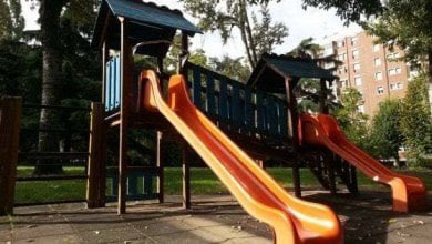 “QUESTO SCIVOLO È SOLO PER BIANCHI”
FRASE RAZZISTA DI UN GRUPPO DI 12ENNI AD UN BIMBO

Poi c’è chi dice che il razzismo in Italia non esiste.

LEGGI: bologna.repubblica.it/cronaca/2021/0…