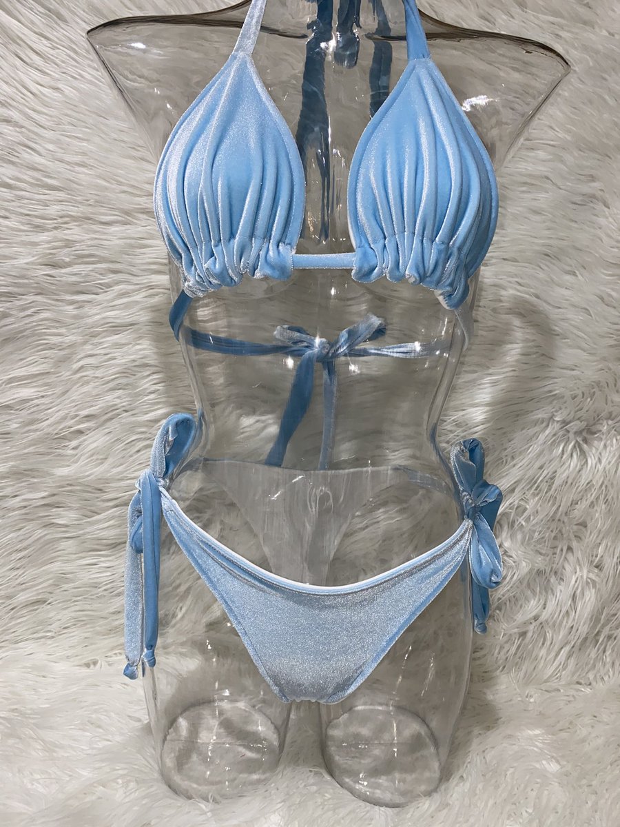 lexiscustoms's tweet photo. Lexiscustoms vacay bikinis are essential to every trip out of state 😊👍🏽 https://t.co/pkynrhk6kS