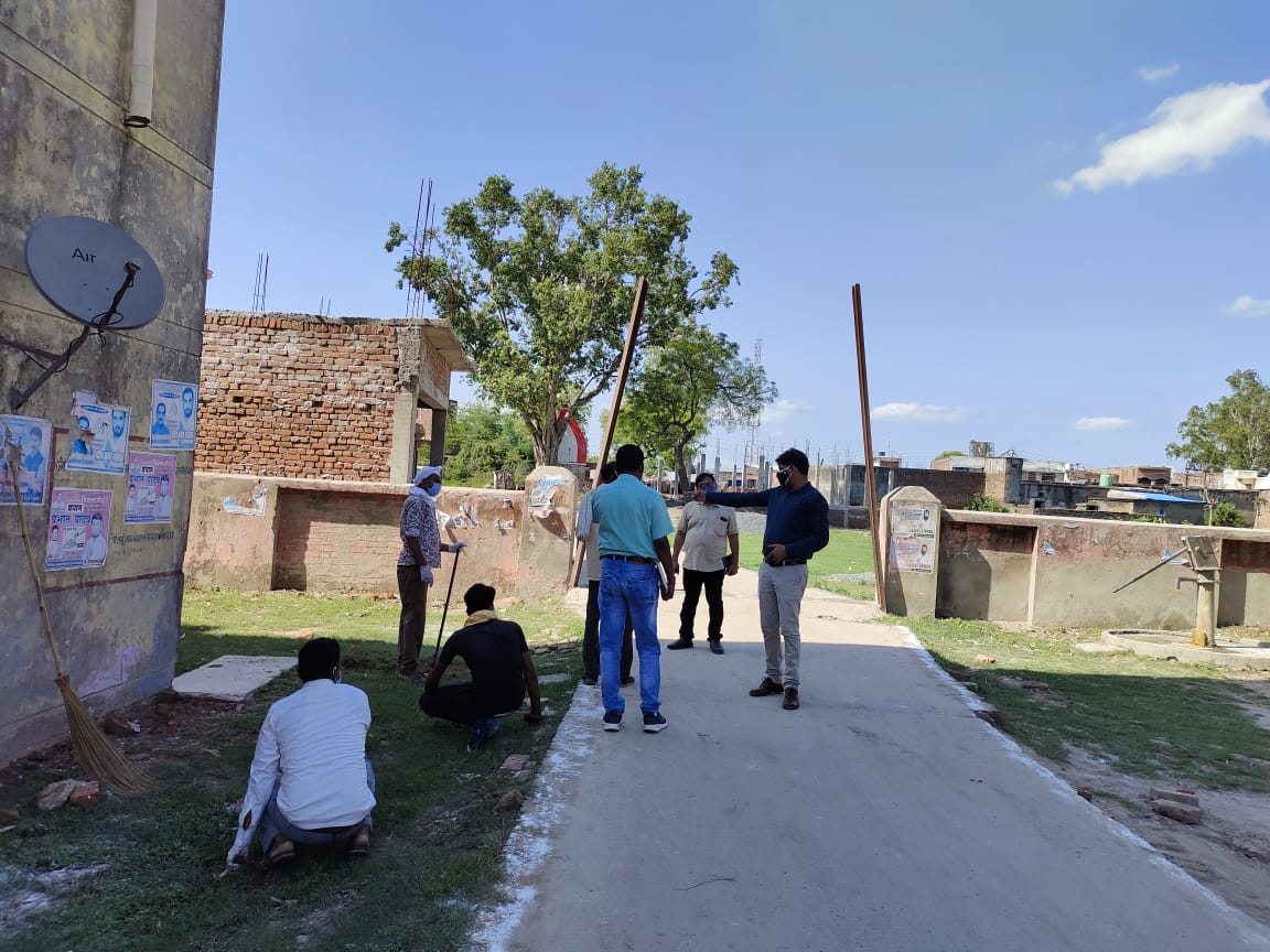 सामुदायिक स्वास्थ्य केन्द्र व प्राथमिक स्वास्थ्य केन्द्र कराया जा रहा साफ सफाई कार्य।
<a href="/dmbas_/">DM Basti</a> 
<a href="/BastiCdo/">Swachh Basti</a> 
<a href="/Bhupendraupbjp/">Bhupendra Singh Chaudhary</a> <a href="/uppanchayatiraj/">Panchayati Raj Department, GoUP</a>