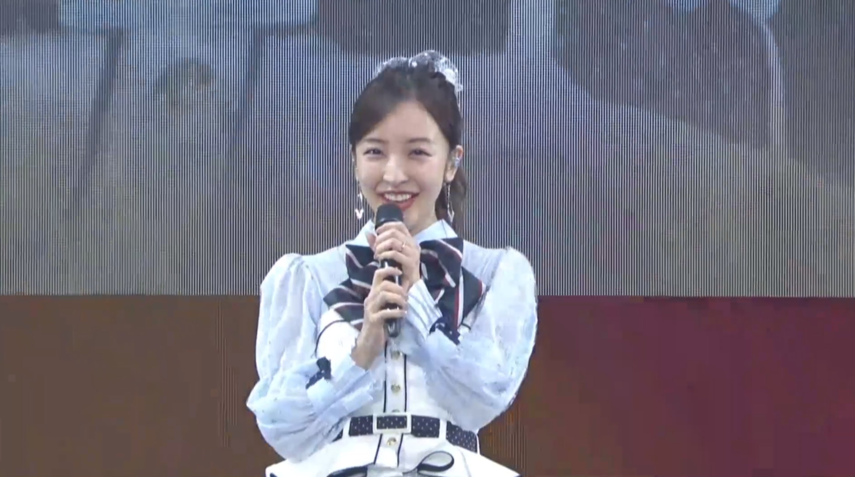 M21 Ponytail To Shushu Itano Tomomi Appears 峯岸みなみ卒コン 祝みぃちゃん卒業 T Co Xyugbtr2wf Twitter