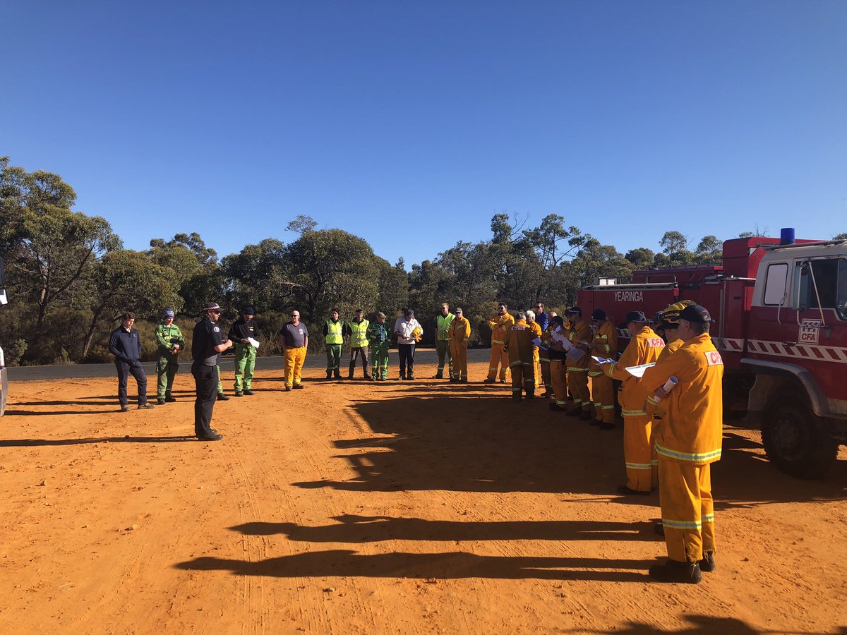 BrettBoaty's tweet photo. @CFA_Members &amp; @FFMVic crews commenced a critical fuel reduction burn at Kaniva South today.  Local crews combined with CFA Planned Burning Taskforce resources ensured the right skills and capability were in place to implement the burn safely. Aerial pic credit Mark Corr FFMV. https://t.co/WzZdt15RNR
