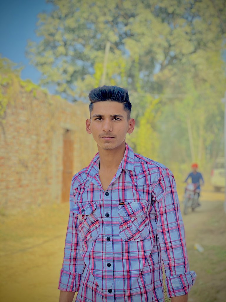 iharrydeol's tweet photo. 🤞 ਦੋਗਲਿਆਂ ਤੋਂ ਦੂਰ ਰਹਿਣਾ 🙏✌️
🧐 ਇਹ ਗੱਲ ਦਿਲ ❤️ ਨੂੰ ਸਮਝਾਈ ਹੋਈ ਐ🤞✌️
🤨 ਲੋਕ ਬੋਲ ਕੇ ਸੁਣਾਉਂਦੇ ਆ 🤨
😎💯 ਅਸੀਂ ਚੁੱਪ ਰਹਿ ਕੇ ਦੁਨੀਆ ਮਚਾਈ ਹੋਈ ਐ ✌️😎
.
.
.
.
#befikraharry♠️❤️♠️ https://t.co/dMoE7RDNfd