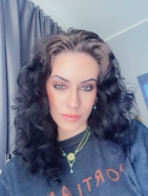 These roots are getting ridiculous. https://t.co/Az0iA64pqN