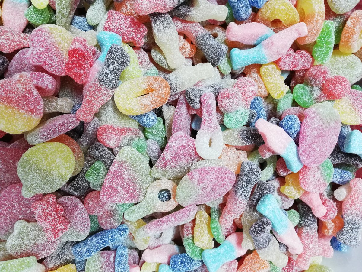 Just refilling the fizzes! We go through a fair few of these on a Saturday! #refill #Vegan #saturdaytreat #shoplocal #Leeds #ChapelA