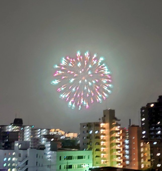 花火大会 埼玉県 川口市でサプライズ花火が打ちあがる 現地の画像 まとめ まとめダネ