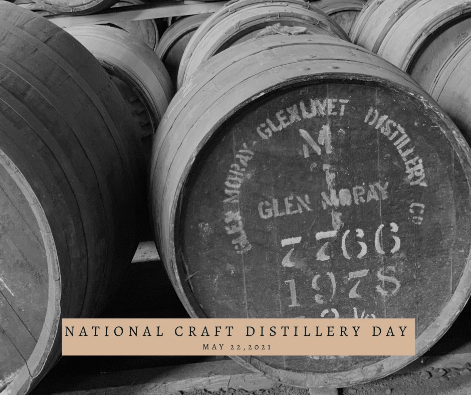 holiday_moons's tweet photo. Happy National Craft Distillery Day! What a great day to support your local craft distillery! Craft distillers infuse unique qualities into their products with locally sourced ingredients. #holidaymoons #holidaymoonspodcast #craftdistilleryday #craftdistillery https://t.co/xRHZGC7aaQ