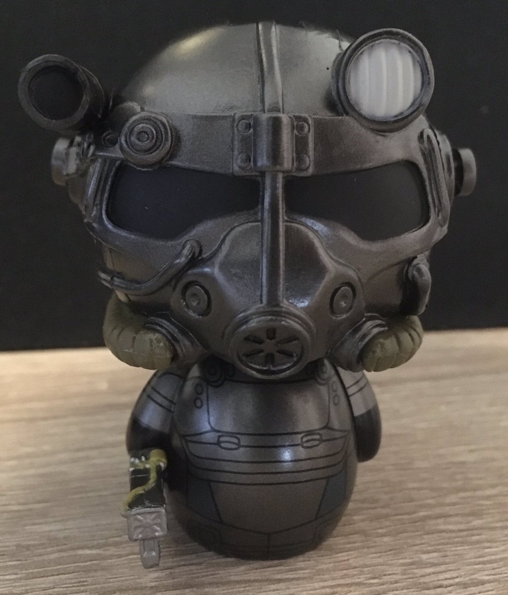 Things5Thing's tweet photo. Dorbz Fallout Power Armor Dark Variant “The T-51 series of Power Armor was the pinnacle of mechanized protection before the Great War. First introduced in the Battle of Anchorage, it is highly valued today for its increased protective capabilities.” https://t.co/PP5Dc0krcz