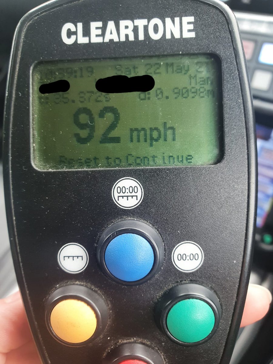 tvprp's tweet photo. Speed checks carried out this morning on the #m4 #reading caught a driver thinking he was taking part in this weekends #MonacoGP won points on their licence and no opportunity to spray champagne for winning! #TRBshift #p7258 #ItsNotWorthTheRisk #fatal4 https://t.co/nI0RF9sMoL
