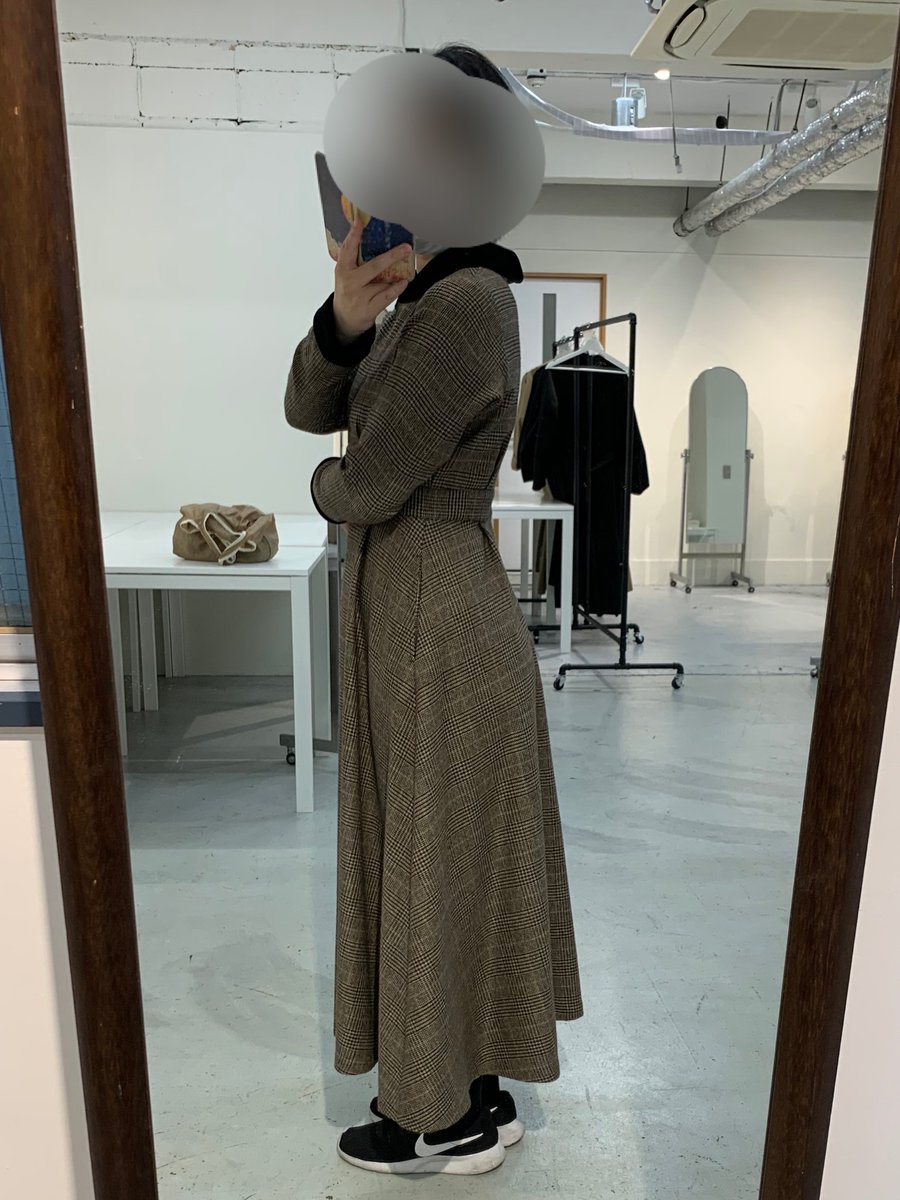 ちっぷ Foufou試着会 グレンチェックラウンドカラーワンピースm めっちゃ頑張ったけど後ろのファスナーあげきれなくてスタッフさんにお願いしました これ着て気づいたのですが私助骨の民ぽいです 助骨きつかった 腕の可動域狭いです ちょっと