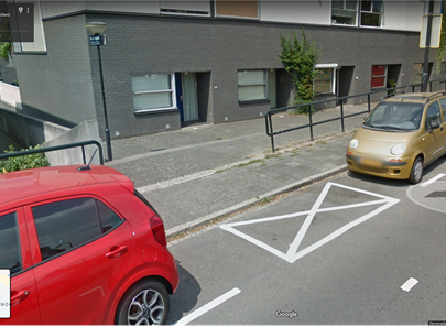 wnederpelt's tweet photo. De volgende lobby start hiermee ;-) Hoe kan hier een fietsdoorsteek worden gemaakt. Stoeprand lager en klaar...
Nu leidt het nog tot veel fietsen over het voetpad. @FbdDrechtsteden @GemDordrecht  #Groenedijk #Steltenpad https://t.co/g2grmw5INj