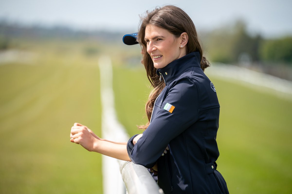 rvn_management's tweet photo. • 𝑻𝒆𝒂𝒎 𝑻𝒓𝒊 • 𝑝𝑎𝑟𝑡 𝑓𝑜𝑢𝑟 

📸 Great working with @triequestrian_1 on their new Team Tri clothing
🧢 check all their pieces out on https://t.co/iXOicsbaKX 

💃🏼 @katieayoung 

•

#teamtri #triequestrian #photography #newclothingbrand #soicalmedia #rvnmanagement https://t.co/ZPRYQUKK3G
