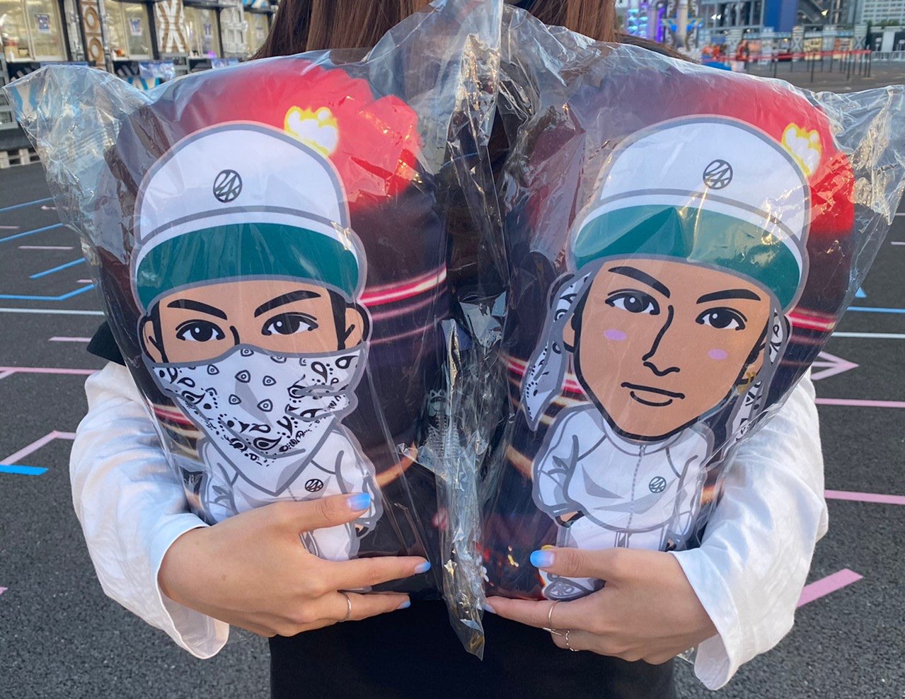 日本製 川村壱馬 クッション 白衣装 ① : ミュージシャン 日本製 川村壱馬 クッション 白衣装 ① : ミュージシャン