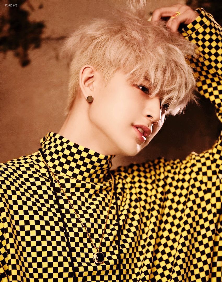 Yoyoscherrypie's tweet photo. Happy 4th anniversary to B-Day and Bling Bling!
🐭💜🍒🥳🎂
@sssong6823 @YG_iKONIC
#아이콘 #iKON #iKONIC #송윤형 #윤형 #ユニン #YUNHYEONG #newkidsbegin #bday #blingbling #anniversary #HappyAnniversary https://t.co/6WX62v6M3Z