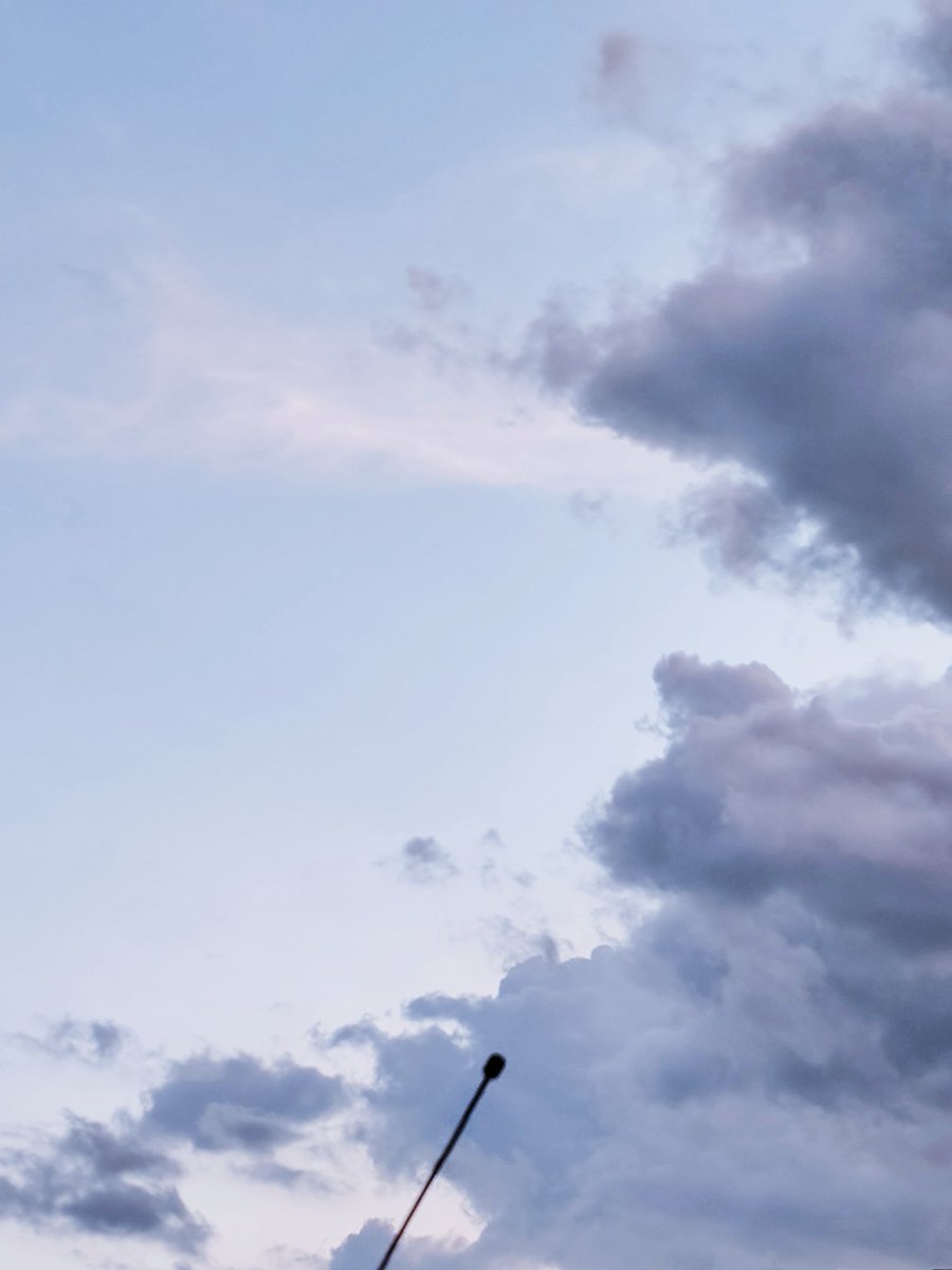 เปลี่ยน (@godisplian) on Twitter photo 