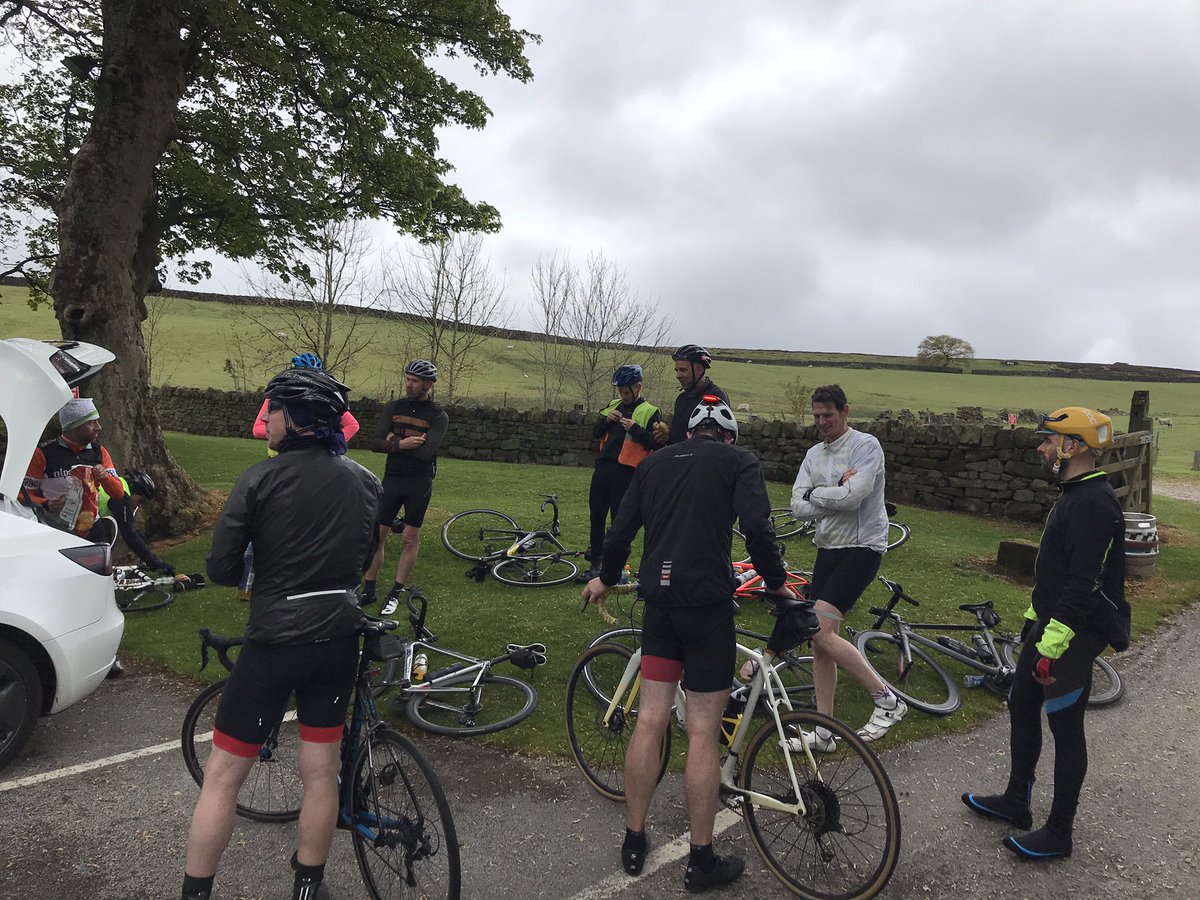 Pit stop at the strines inn, 1st mechanical as well fixed with a bit of tape! - 67 miles to a well earned pint <a href="/CLIC_Sargent/">CLIC Sargent</a>