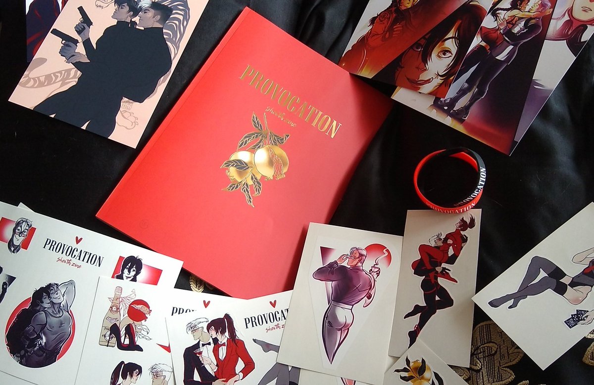 Gorgeous sheith zine and goodies from <a href="/cosmofrogg/">cosmofrogg</a> is finally here and it all looks SO GORGEOUS! 😍😍
can't wait to relax and indulge later.