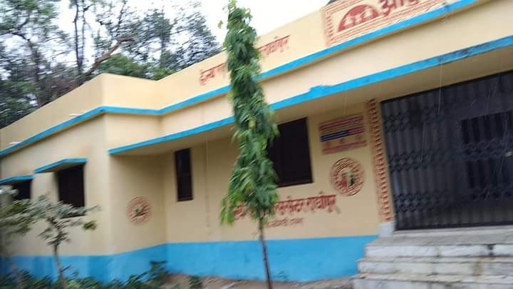 NemaiJha007's tweet photo. Respected Politicians of Darbhanga, plz look into it.. in this very crucial hours of medical emergency, in such pandemic, the real Temple is Hospital, 1 such is structured but closed, #openraghopurhospital.
@darbhanga_dm
@gopaljeebjp
@mangalpandeybjp https://t.co/iRdYODIfxM