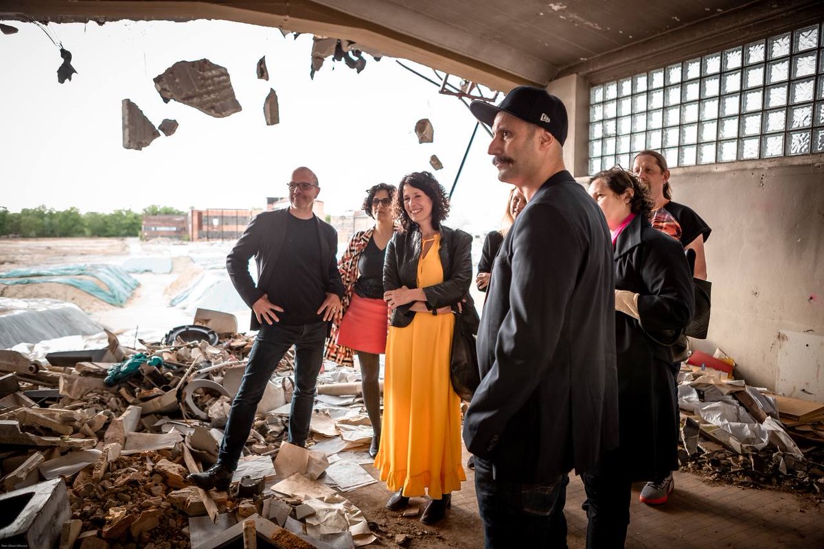 Bettina_Jarasch's tweet photo. #FlyingSteps und #DorkyPark finden eine neue Heimat im Nordwesten Berlins. In Gartenfeld entsteht das erste Theater für zeitgenössischen Tanz und Urban Dance weltweit. Aus dem alten Siemens Vorstandsbunker und den Resten der ehemals größten Werkhalle Europas. #GanzBerlin https://t.co/C3kUGSDp66