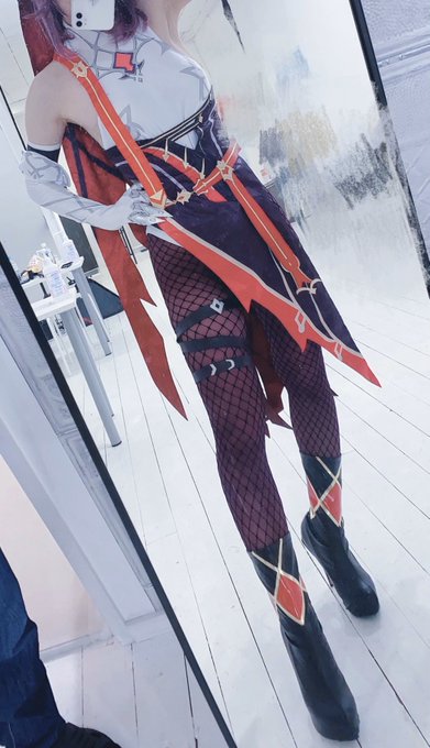 コスプレイヤーくろのTwitter画像30