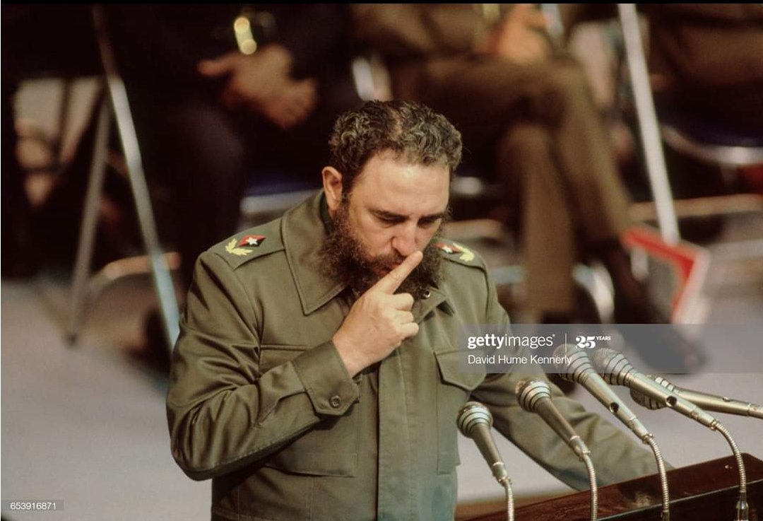 #SomosCuba #CubaViva.《Los pueblos que luchan y los líderes que luchan llevan adelante sus sueños, los pueblos que saben erguirse frente a los obstáculos marchan adelante...》#Fidel. #Cuba #CubaSocialista 🇨🇺