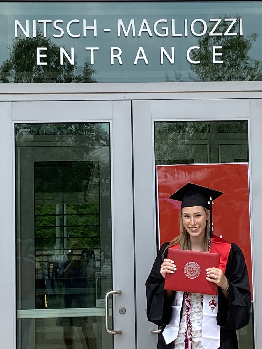 KTgeekchic's tweet photo. @julia_bigwood was in 4th grade when she attended her first @nitscheng Introduce a Girl to Engineering Day event. She graduated from @WPI yesterday w/degree in Aerospace Engineering and heads to @UCLA for PhD in Atmospheric &amp; Oceanic Science this fall. TY @JudyNitsch !!! 🙏 https://t.co/1QIEqhVBUn