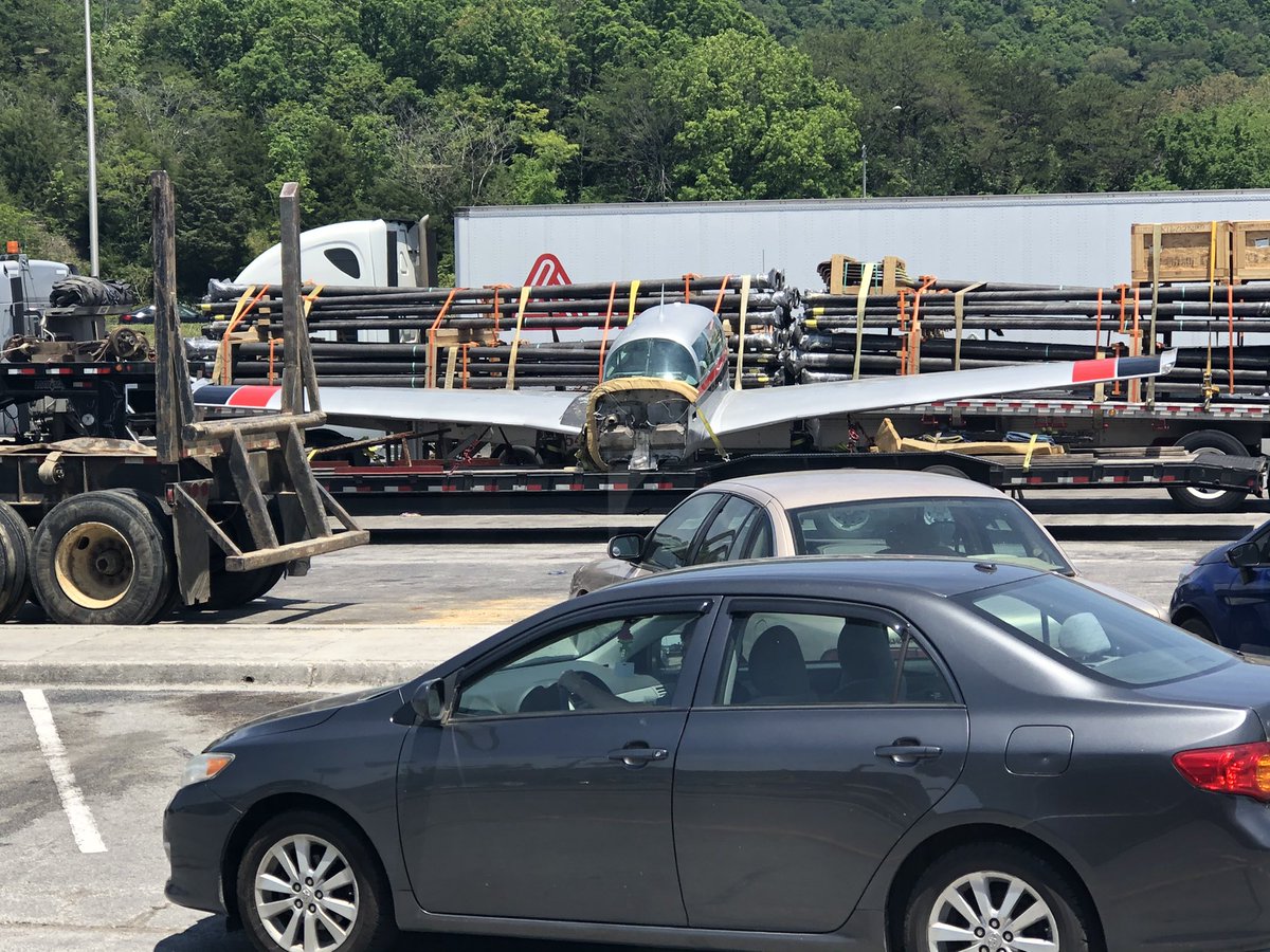 MSWallack's tweet image. And out the window of that restaurant, I saw something you don’t see everyday. What? You don’t keep airplanes on a flatbed?