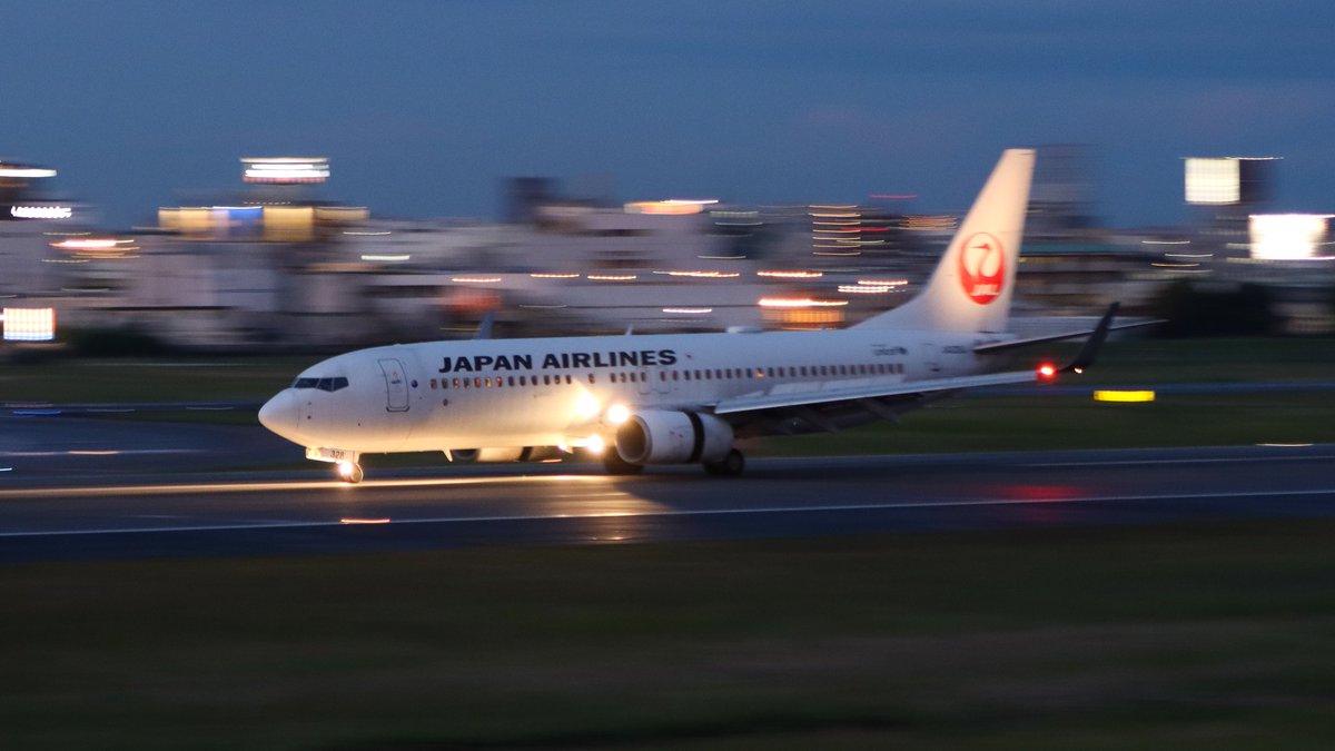 日没から30分が一番楽しい
＃伊丹空港 #伊丹スカイパーク #EOS