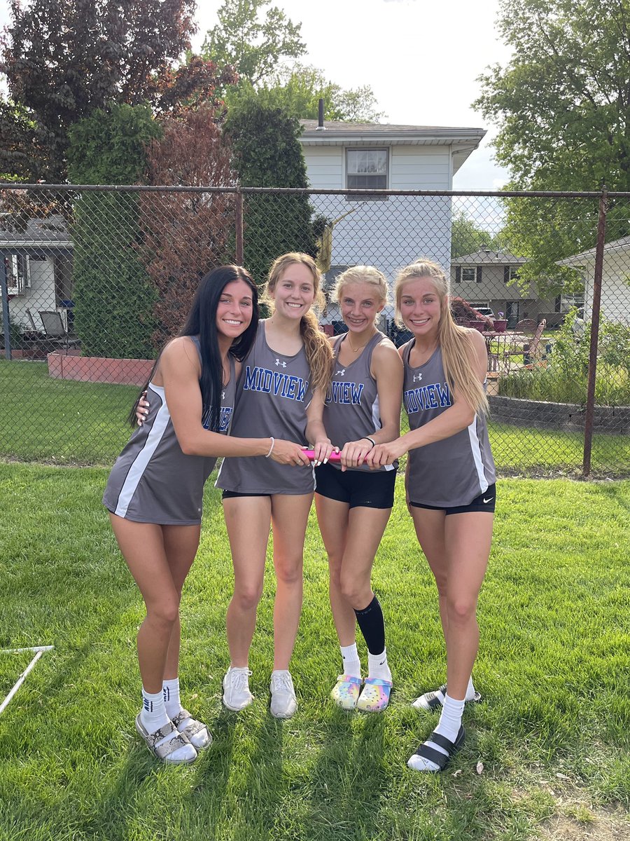 Good morning from our regional qualifying relay teams.