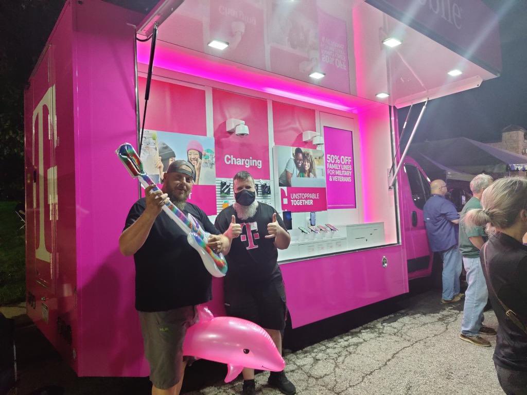 #TMobileGoesLocal last night kicking off day one at Wentzville Days!!!! #STRMarketing  #SMRA @MangentaJacob @FruitWeasel13 @IreneKieweg @Dave314Bradley @LindsBremer @trenton77