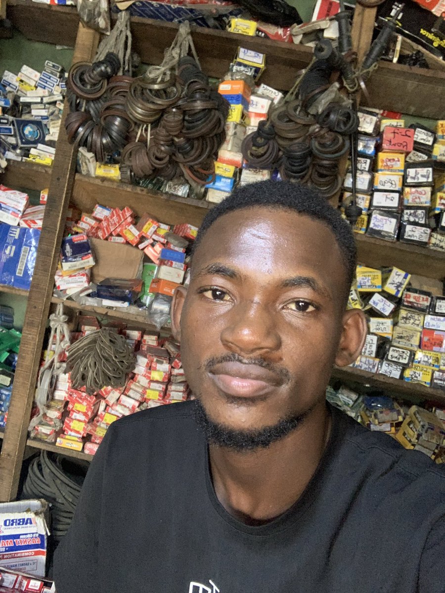realuweez's tweet photo. Uwabunkoye Onye Spare Parts. The Biafran Boy They love to talk about
#AutoPartsMaster https://t.co/iaZLEZPSAg