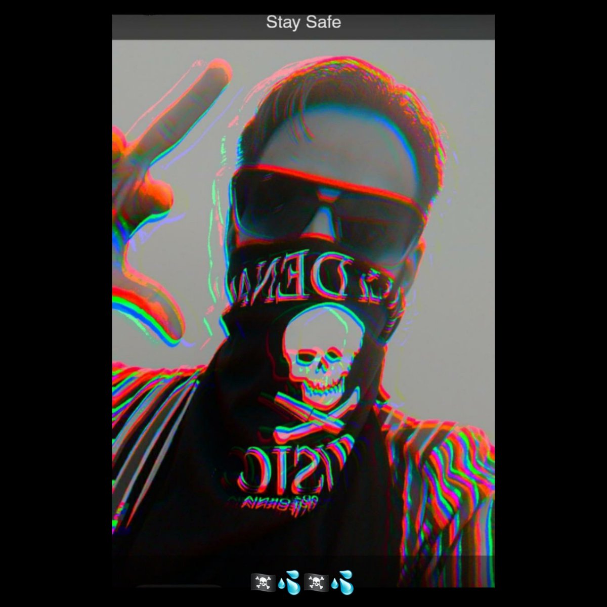 iamHardypreet's tweet photo. 💥🏴‍☠️♊👁📶🦕🕶 https://t.co/HoXjj7XTkS