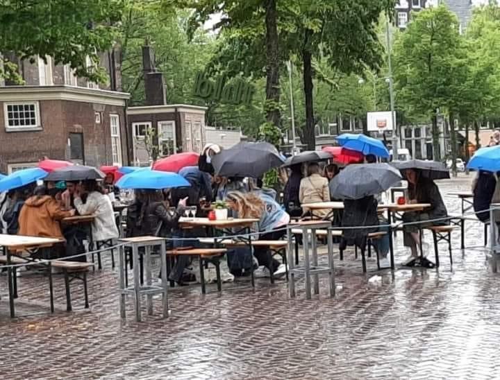 ziekenverzorger's tweet photo. Heerlijk een drankje ๐น doen op het #terras ๐ฅด #terrassenopen #coronavirus #coronamaatregelen https://t.co/hSjI27YZdy