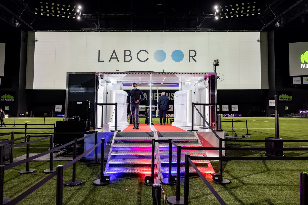 labcoor's tweet photo. @labcoor  propose le sas Lab-One, déployable à l'extérieur, qui permet le filtrage sans contact de publics ou de personnels grâce à une cellule mobile, et est installable en extérieur. Tractée et autonome, son déploiement et sa mise en œuvre sont simples et rapides. 
#sécurité https://t.co/aUNFsweWa7