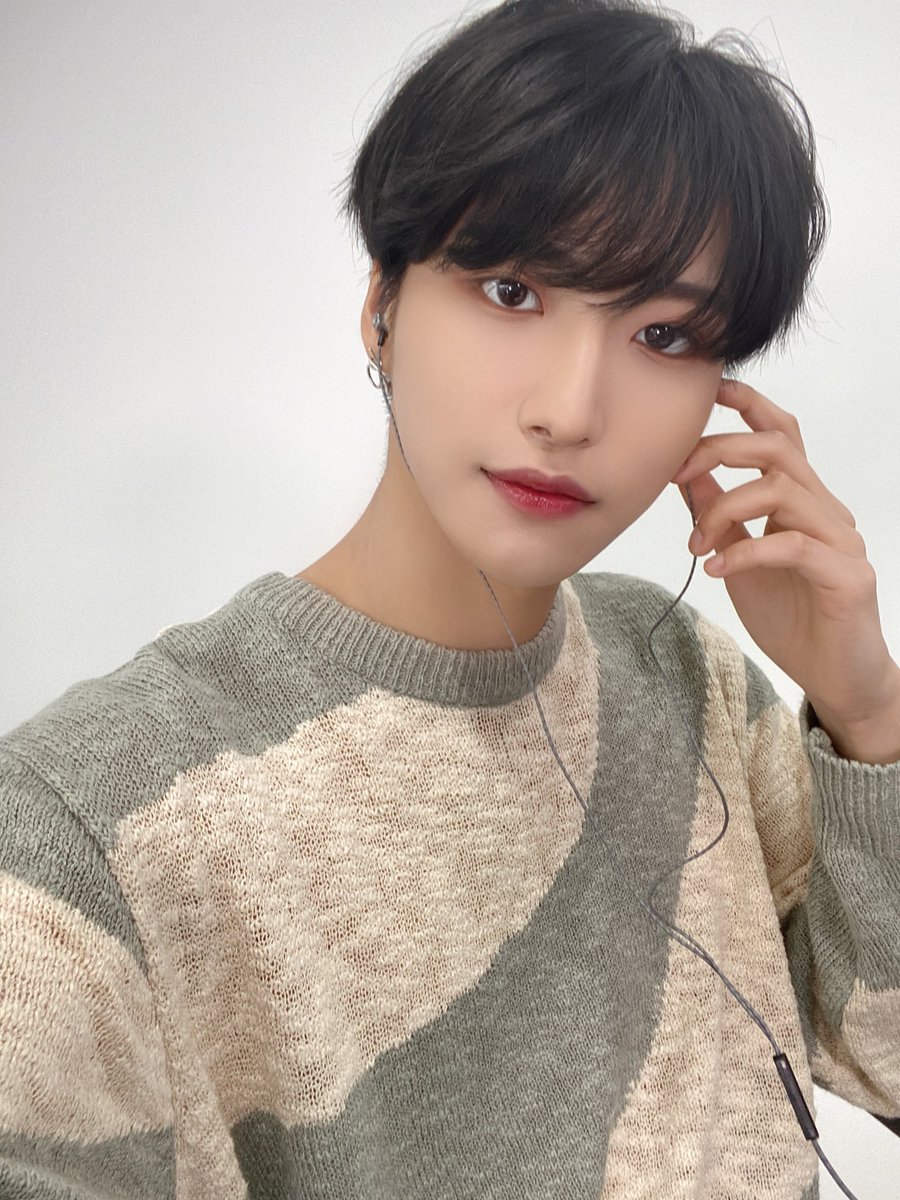 [#성화] 🖤🌟🖤
#ATEEZ #에이티즈