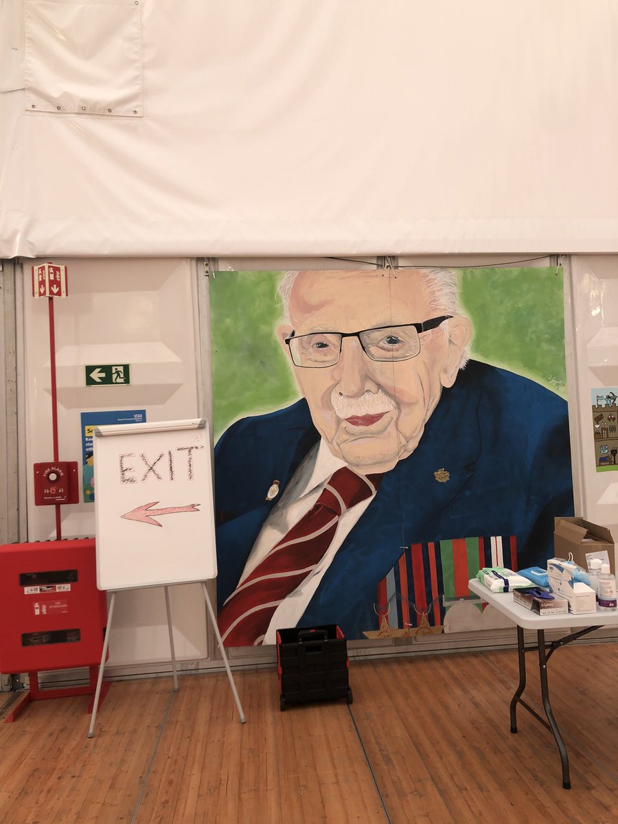 Dawn French 💙🔴🏳️🌈🇺🇦 (@dawn_french) on Twitter photo Had my 2nd jab today.This lovely mural at the exit, of <a href="/captaintommoore/">Captain Sir Tom Moore</a>
Willing us all on. #NHSKernow Had my 2nd jab today.This lovely mural at the exit, of <a href="/captaintommoore/">Captain Sir Tom Moore</a>
Willing us all on. #NHSKernow