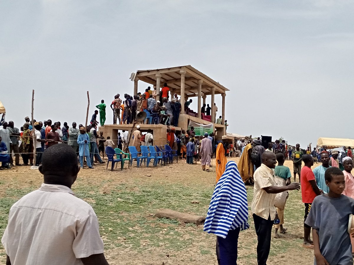 RabiouLeko's tweet image. 🖋 Aujourd&apos;hui même à la fête des pêcheurs à Albarkaizé, département de Gaya région de Dosso.
L&apos;occasion de prendre photos avec les maîtres pêcheurs.
#édition2021
