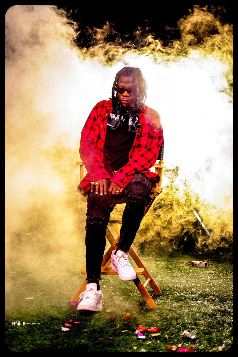 A good snapshot keeps a moment that s gone from running away.” Inshort @stonebwoyb 📸 @robphotographygh