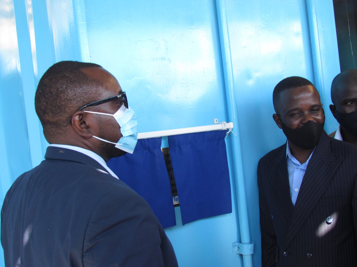 ISOCZIM's tweet photo. History was made in Zim yesterday as the First Community Network was officially opened by the Minister of @Min_ICTCS_ZW @HonJMuswereJnr with support from @internetsociety , led by @JosephBishi in Murambinda #VisionNetwork , @TelOneZW @Potraz_zw
@mangwana_jasper @jane_coffin https://t.co/ozeOtJtCDo