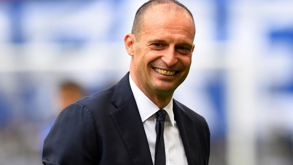 j_ottone's tweet photo. 💣Dopo aver respinto le proposte di Real Madrid, Bayern Monaco, B. Dortmund, Arsenal e Tottenham, Max #Allegri è pronto a firmare col #Napoli!
Positivi i colloqui con #ADL dove si è parlato di mercato, due le richieste: Gundogan e De Paul.
[Ciro Esposito] https://t.co/kiEfbSziEE