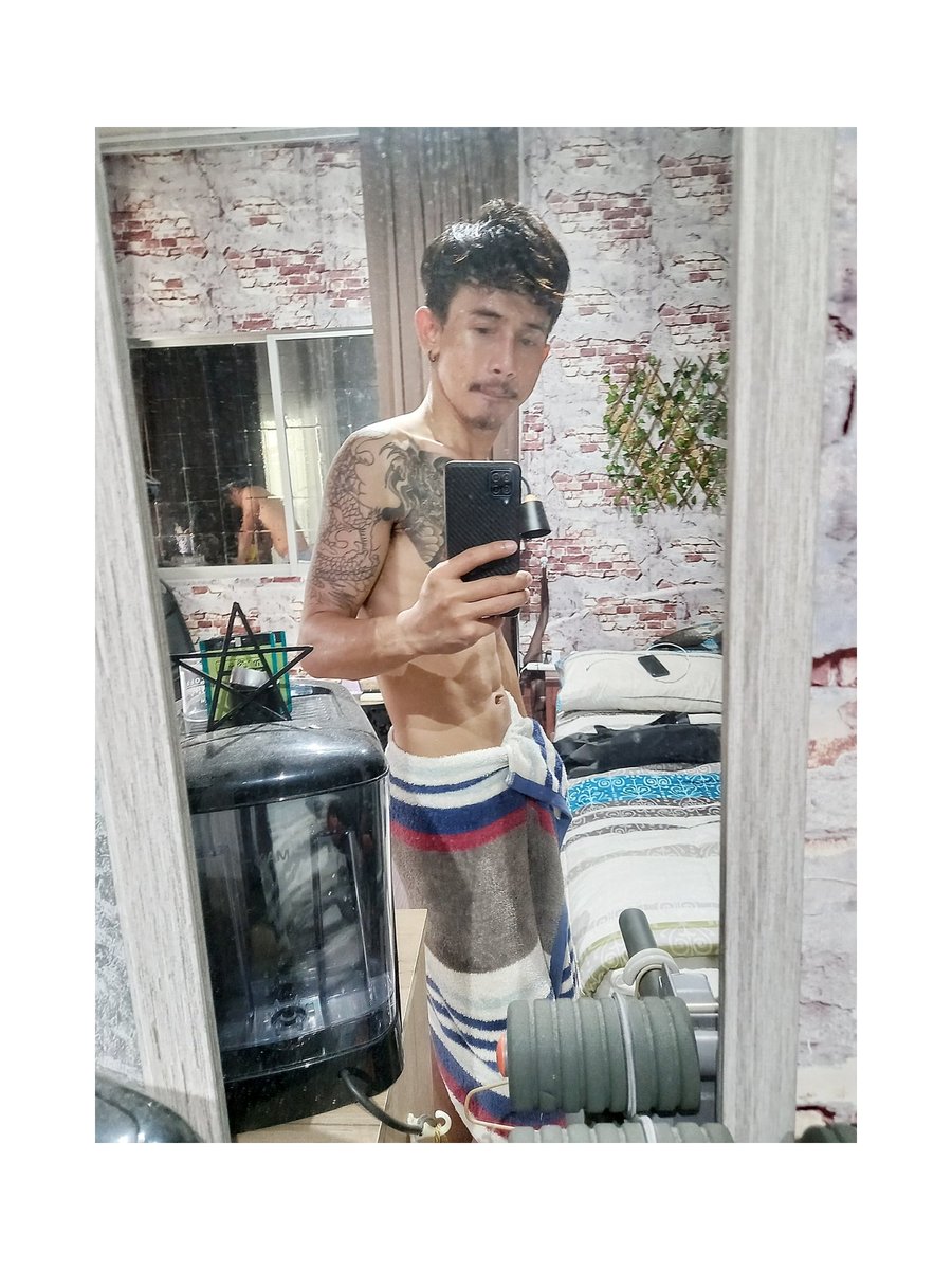 jackfun1987's tweet photo. พรุ่งนี้ไม่ถูก"หวย"ไม่เปนไร...😊
แค่..มีคนดูดหัวโคยให้..ก็พอใจแล้ว..😄 https://t.co/Ify26FWSCR