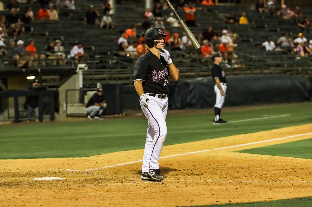 ASU_Baseball's tweet photo. EZ called game. 

#O2V // @EthanLong2534 https://t.co/k3kDW8JBgi