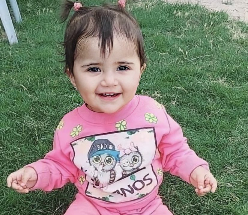 This is Hor al-Zamili, who was turned to pieces after she and her five-month-pregnant mother were targeted. This is the bank of Israel's goals 💔🇵🇸 
#GazzaUnderAttack #FreePalaestine #Palastine #Gaza