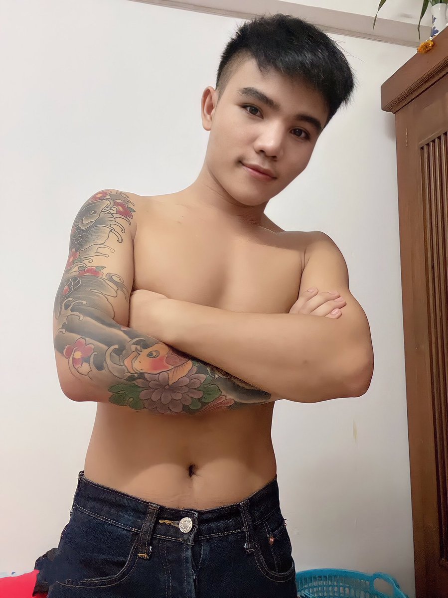 37oQi's tweet photo. ถ้าเธอเหงาประตูห้องเราไม่ได้ล็อค💦💦💦💦 https://t.co/cJuBHI9WrZ