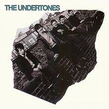 lee0969's tweet photo. On this day in 1979 new in the UK Album Chart at No 31 was The Undertones with their 1st LP “The Undertones” The cover pic was taken in Bull Park, Derry in late Jan 1979 #Punk @punkasfuck1965 @jillwebb2005 @nikidoog @CarolynPPerry @Coceee @blackenrho @nmw1964 @FatOldAnarchist https://t.co/7X3pnYRBZC